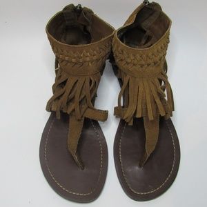 Minnetonka Fringe Sandals Size 6